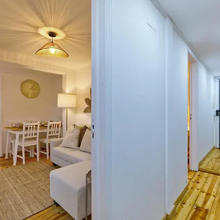 Apartment New! Family On The Walls Of Lisbon