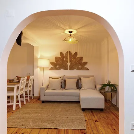 New! Family On The Walls Of Apartamento Lisboa