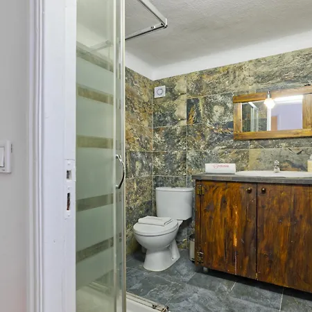 New! Family On The Walls Of 公寓 *